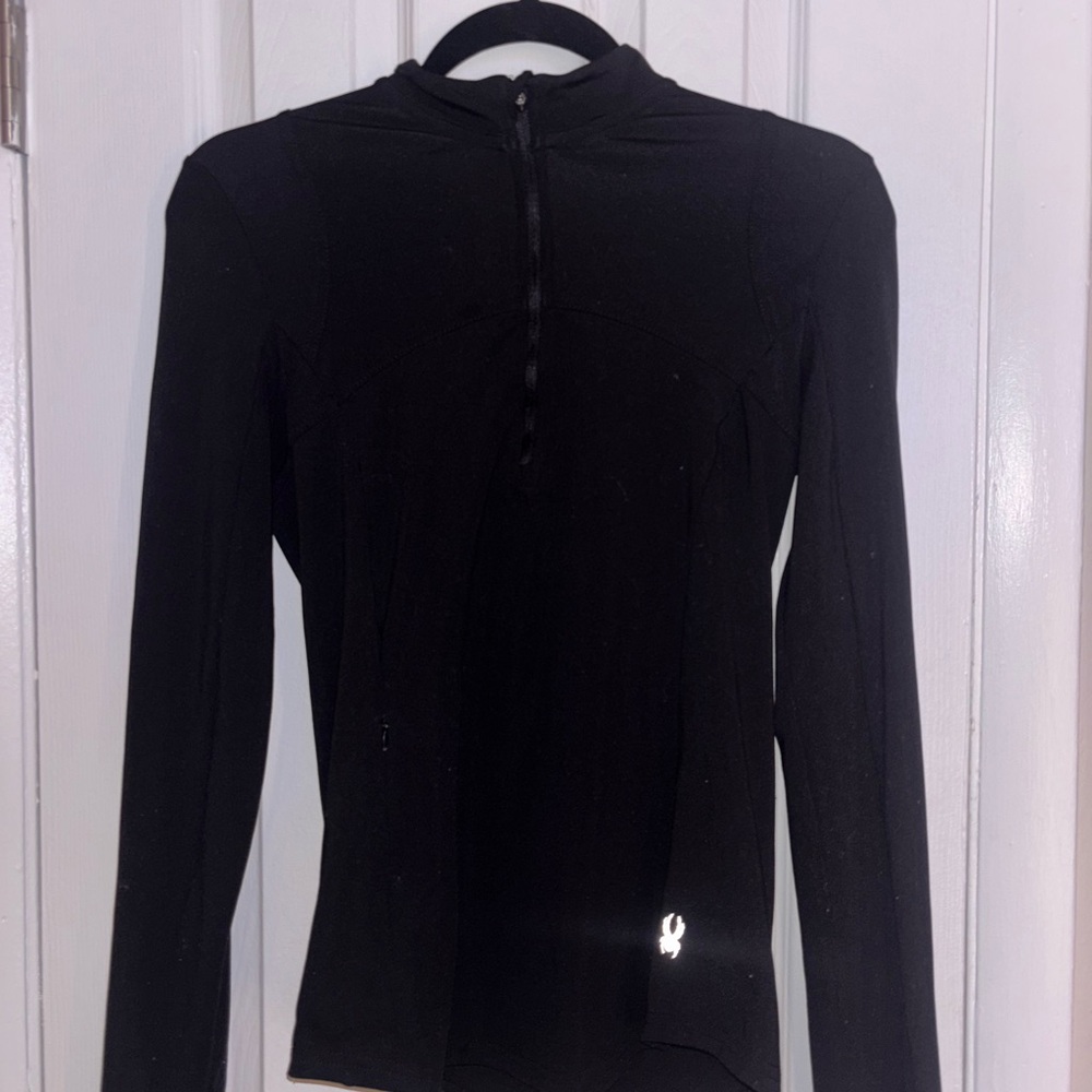 Women's Black Long Sleeve fitted jacket workout